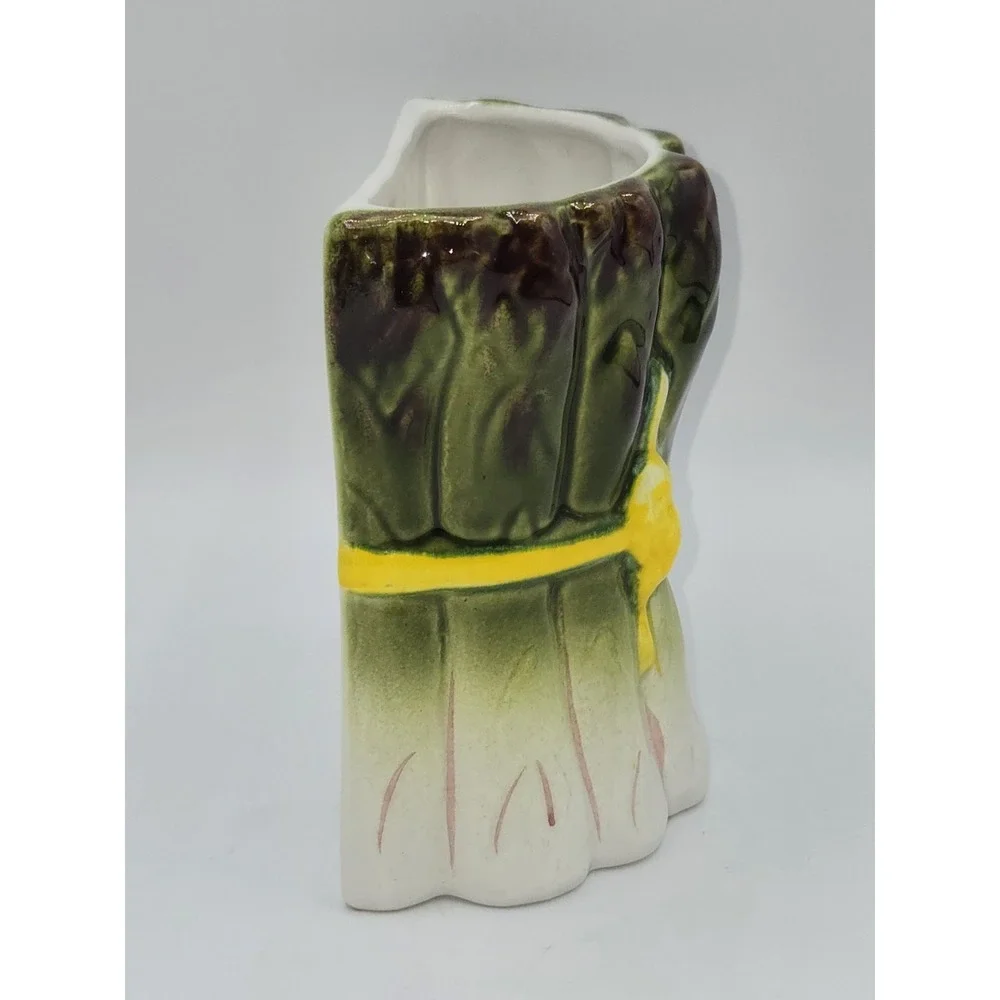 Vintage‎ Italian Ceramic Asparagus Wall Pocket Planter Vase Majolica Style